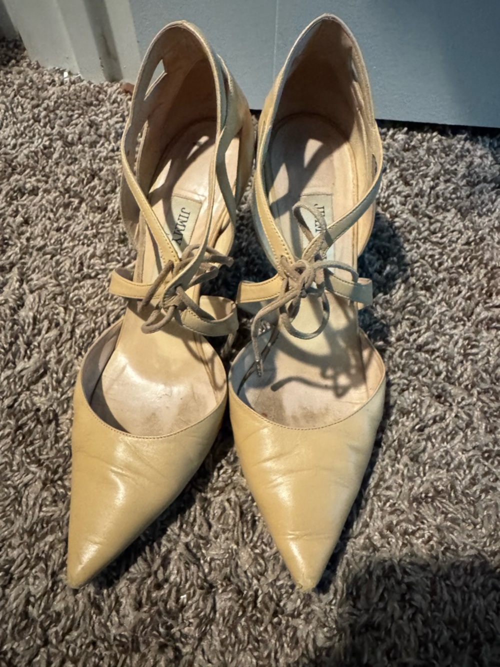 Flaw* Jimmy Choo Tan Patent Leather Pointy Toe Lace Up Pumps Size 38.5